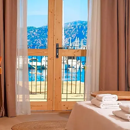 Felix Hotel 2*